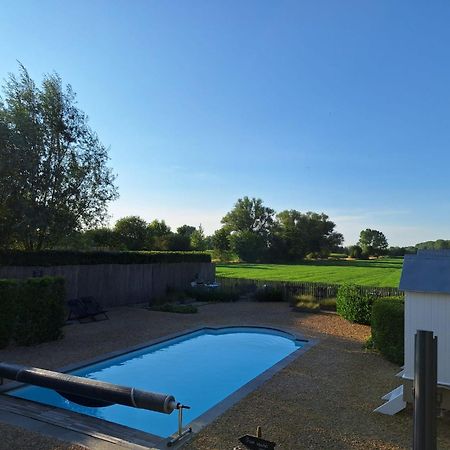 Casa-Cosi, Tourist & Business Suites & Flats With Reserved Parking And Private Terraces In Shared Garden With Seasonal Pool Included, Private Sauna Available Локерен Екстер'єр фото