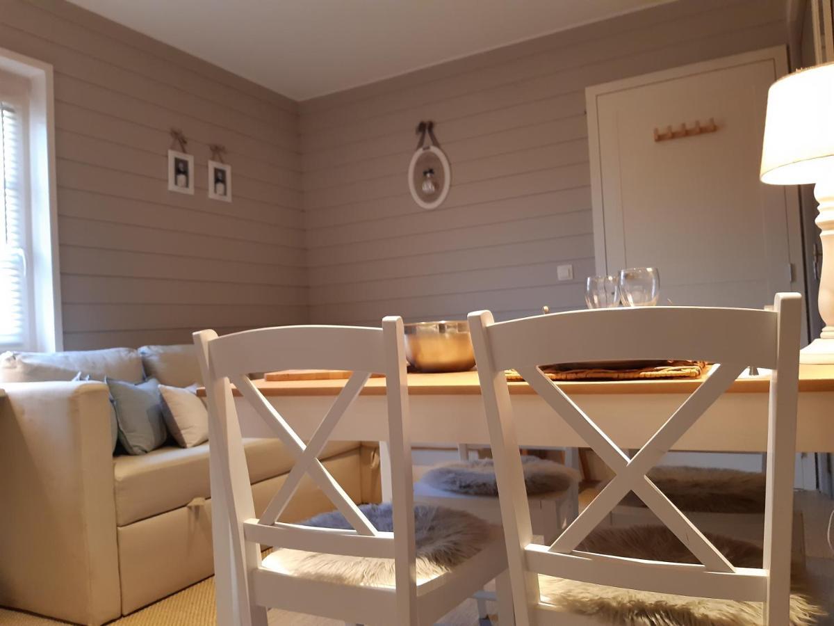 Casa-Cosi, Tourist & Business Suites & Flats With Reserved Parking And Private Terraces In Shared Garden With Seasonal Pool Included, Private Sauna Available Локерен Екстер'єр фото