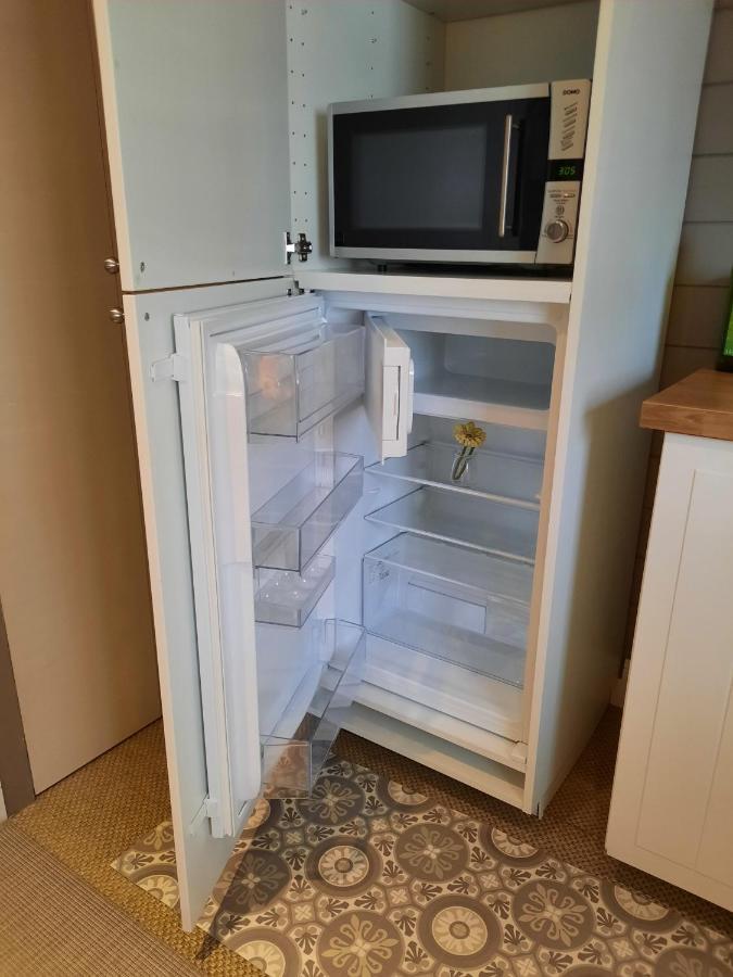 Casa-Cosi, Tourist & Business Suites & Flats With Reserved Parking And Private Terraces In Shared Garden With Seasonal Pool Included, Private Sauna Available Локерен Екстер'єр фото