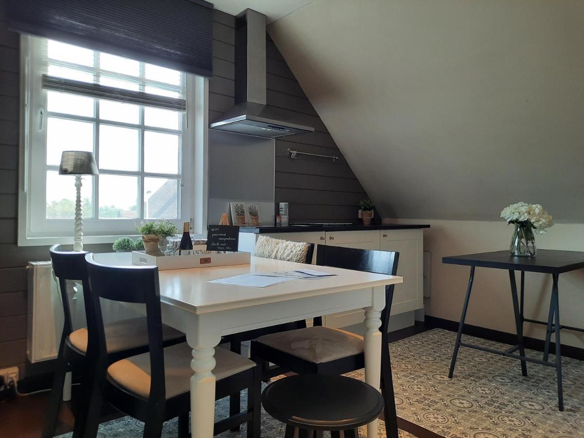 Casa-Cosi, Tourist & Business Suites & Flats With Reserved Parking And Private Terraces In Shared Garden With Seasonal Pool Included, Private Sauna Available Локерен Екстер'єр фото