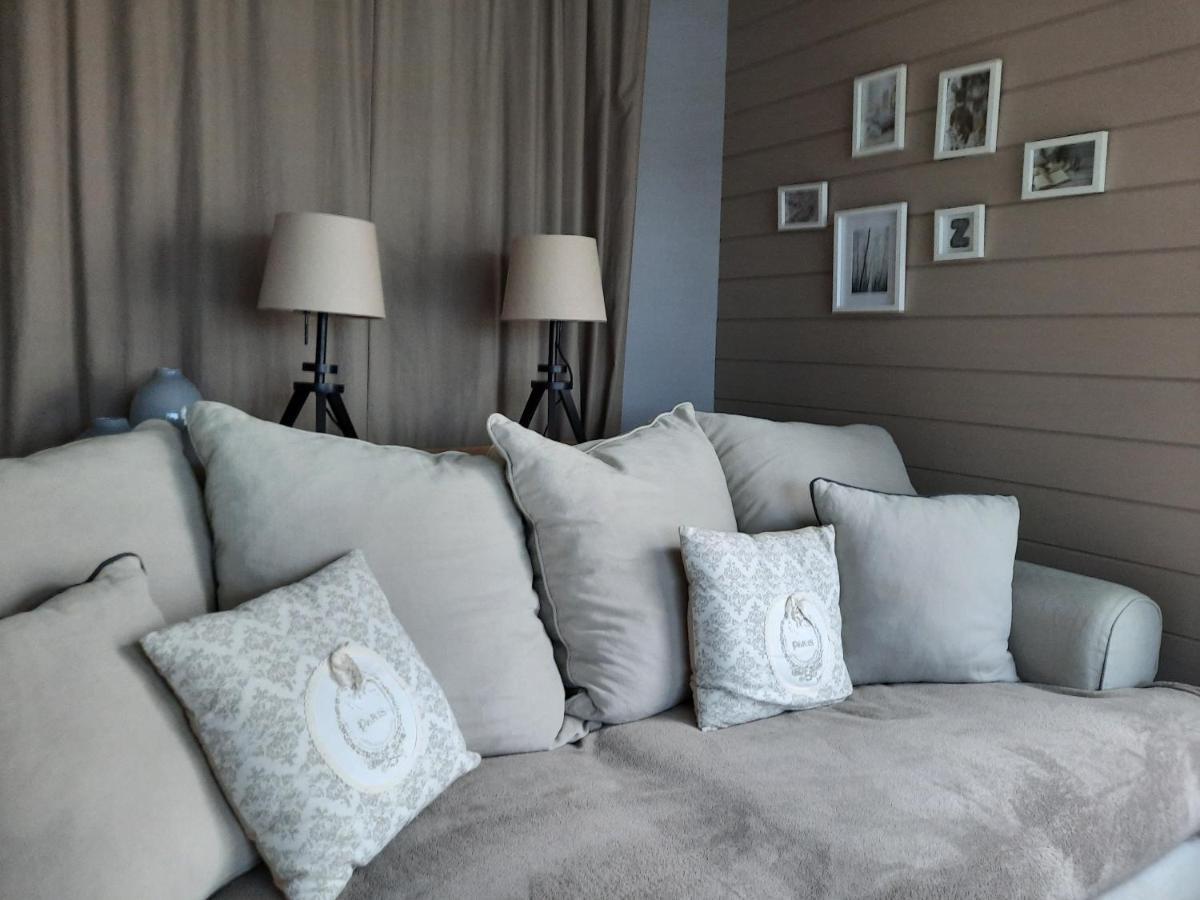 Casa-Cosi, Tourist & Business Suites & Flats With Reserved Parking And Private Terraces In Shared Garden With Seasonal Pool Included, Private Sauna Available Локерен Екстер'єр фото